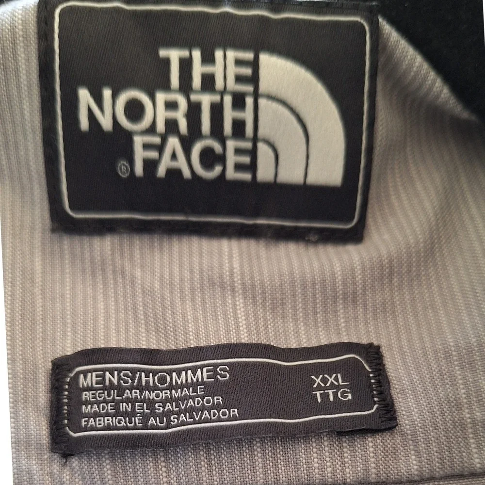 The North Face Shirt Men's XXL Gray Short‎ Sleeve Cotton Button-Up
